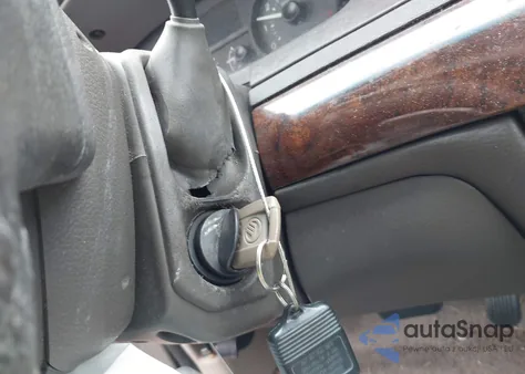 2006 Mercury Grand Marquis Ls from USA, damaged, VIN 2MEFM75VX6X639538